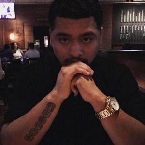 Meet your Posher, Noe